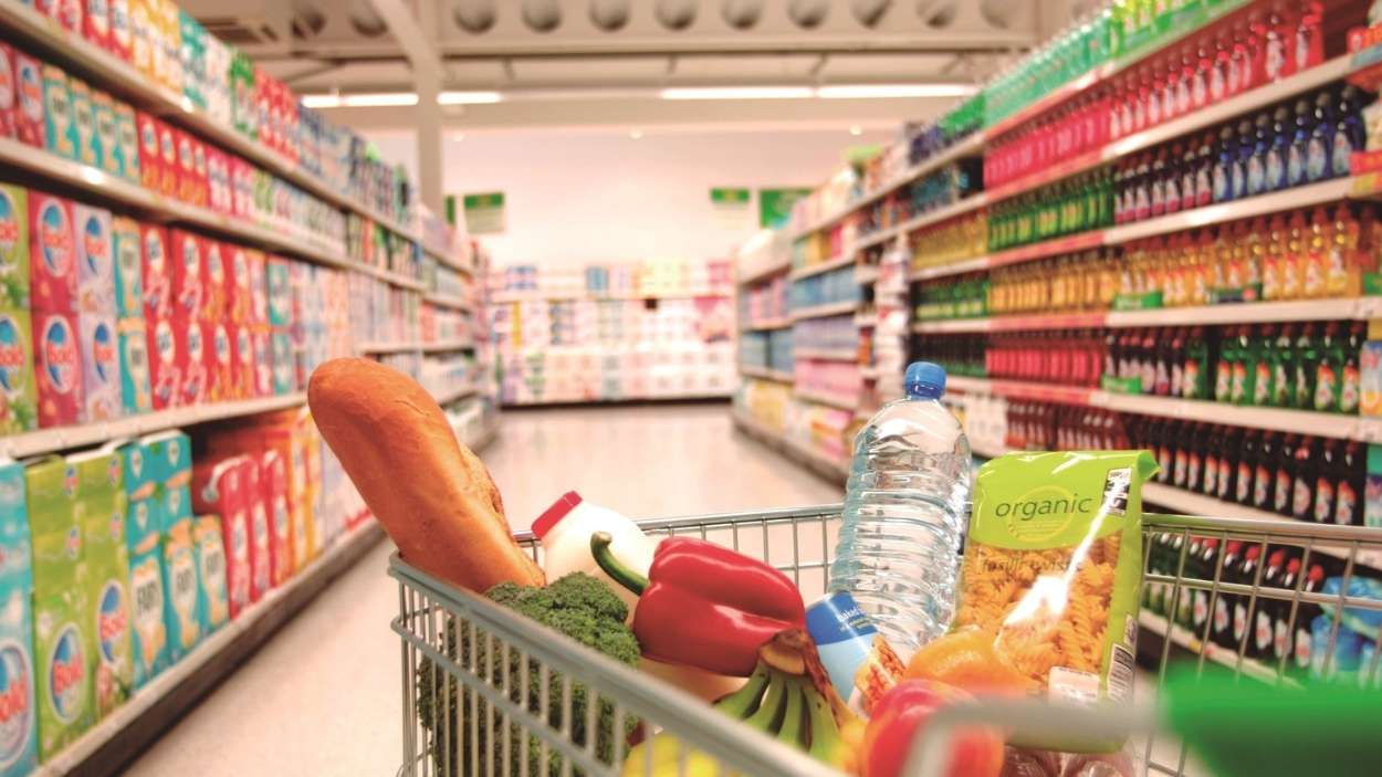 ¿Qué supermercados abren este 15 de agosto? Horario de Mercadona, Alcampo, Carrefour y más | EP
