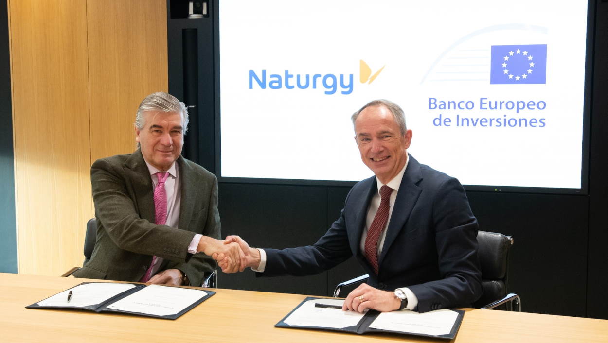 Francisco Reynés, presidente ejecutivo de Naturgy y Jean Christophe Laloux, director general del BEI y jefe de Financiación y Asesoramiento para la UE