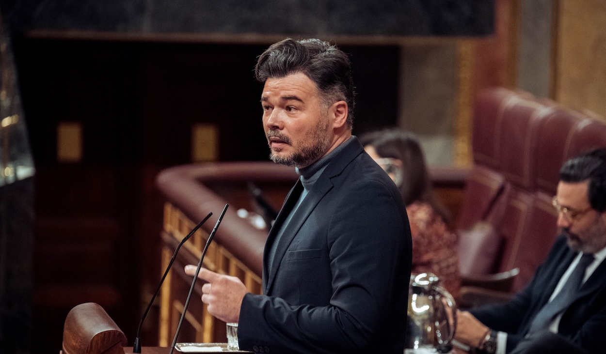Rufián desmiente a PP y Junts. EP