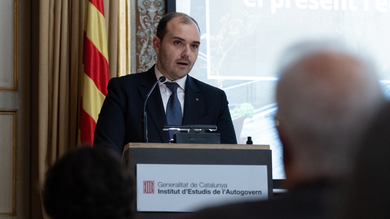  Dalmau acusa de “profunda insolidaridad” a Ayuso por las críticas a la condonación de la deuda. EP.
