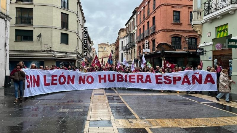 Imágenes de la manifestación de León este 16 de febrero Imágenes de la manifestación de León este 16 de febrero