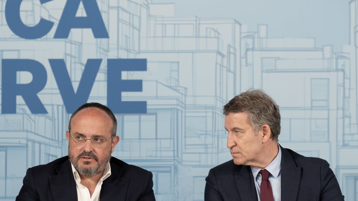 El PP catalán avisa a Feijóo: ni pactos con Sánchez ni con Puigdemont, solo entendimiento con Vox