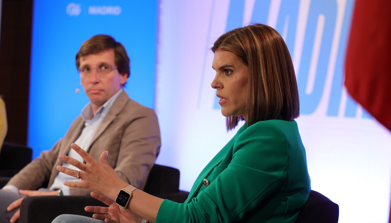 José Luis Martínez Almeida y Judith Piquet. EP