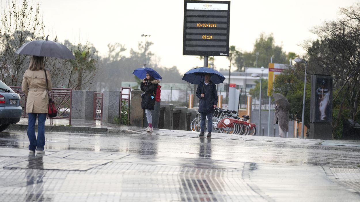 El verano tendrá que esperar: la AEMET pone a siete comunidades en alerta por lluvias y tormentas. EP. 